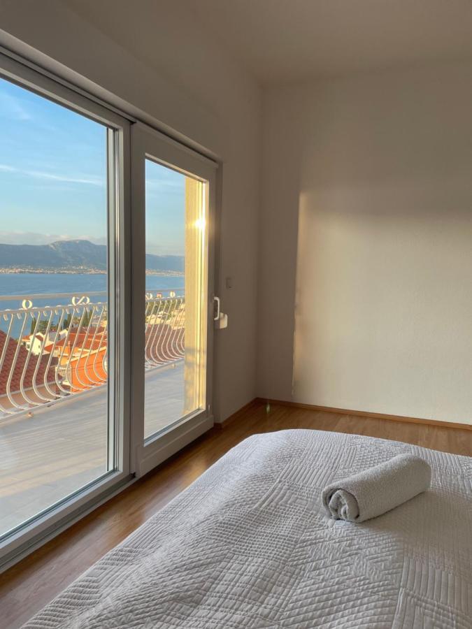 Apartment Roko Трогир Екстериор снимка